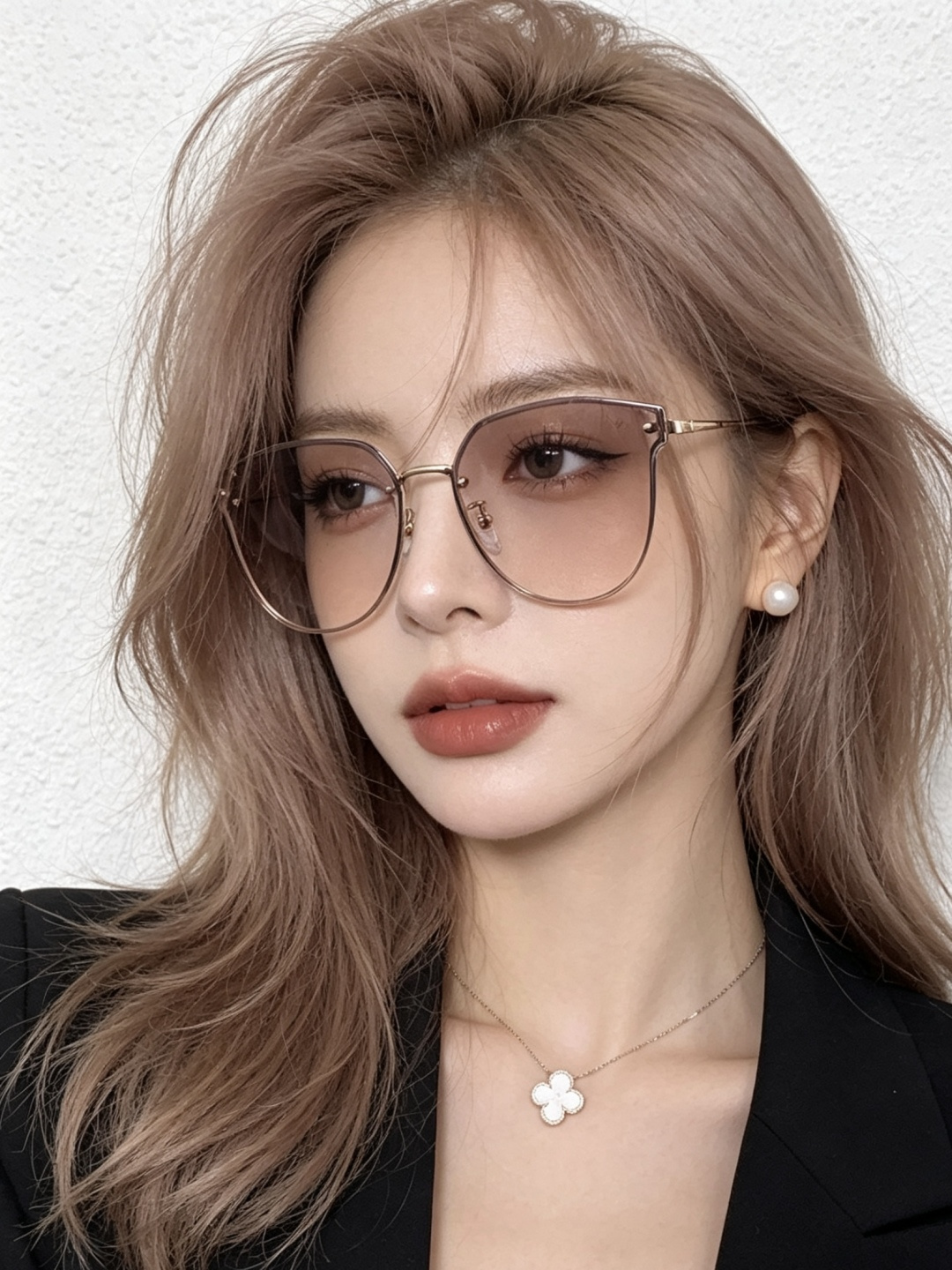GUCCI 开春新款 最新款无框太阳镜 各路网红纷纷带起气场满分‼️ 俏皮甜美.上脸效果更佳.金属质感超