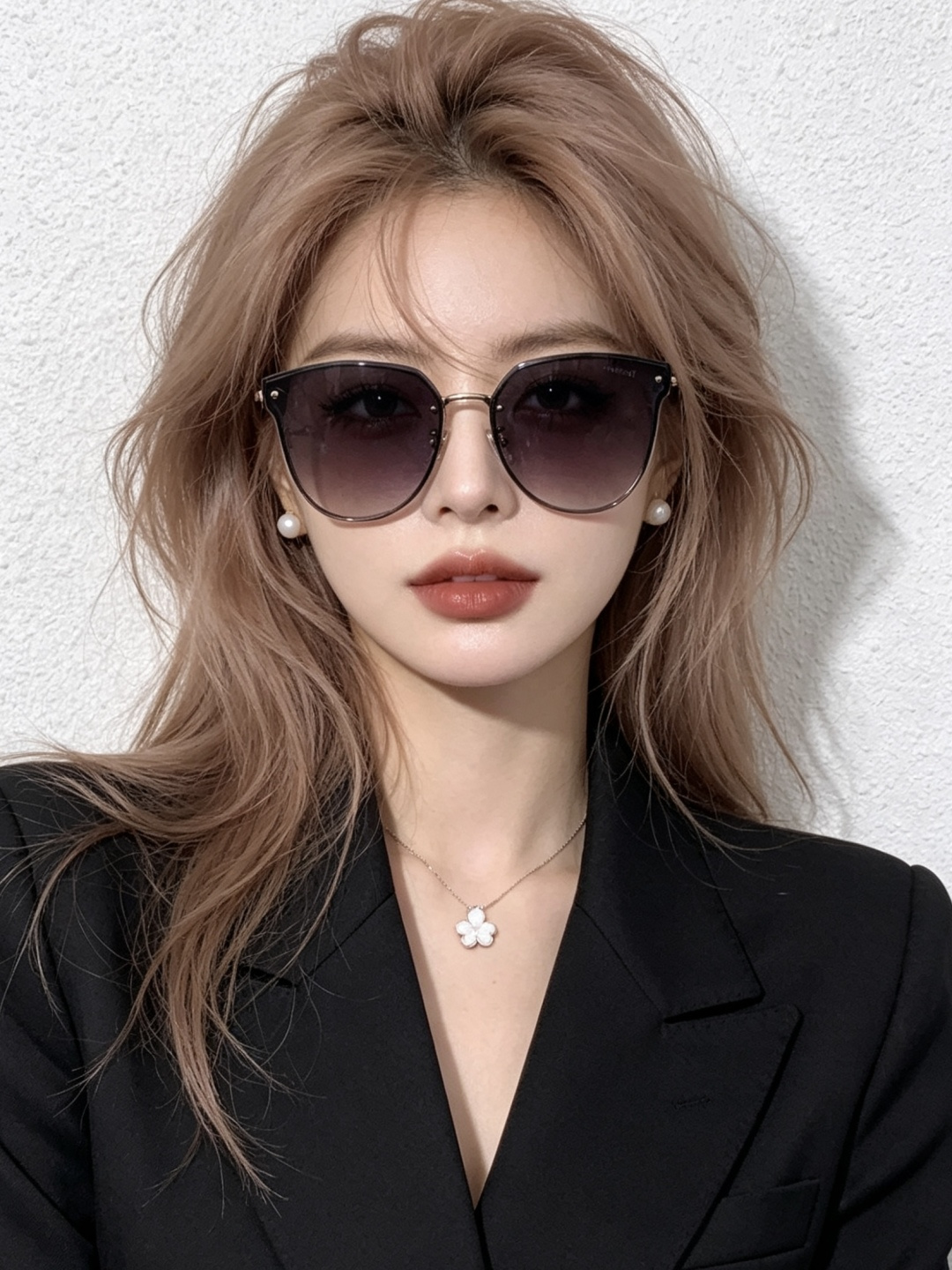 GUCCI 开春新款 最新款无框太阳镜 各路网红纷纷带起气场满分‼️ 俏皮甜美.上脸效果更佳.金属质感超