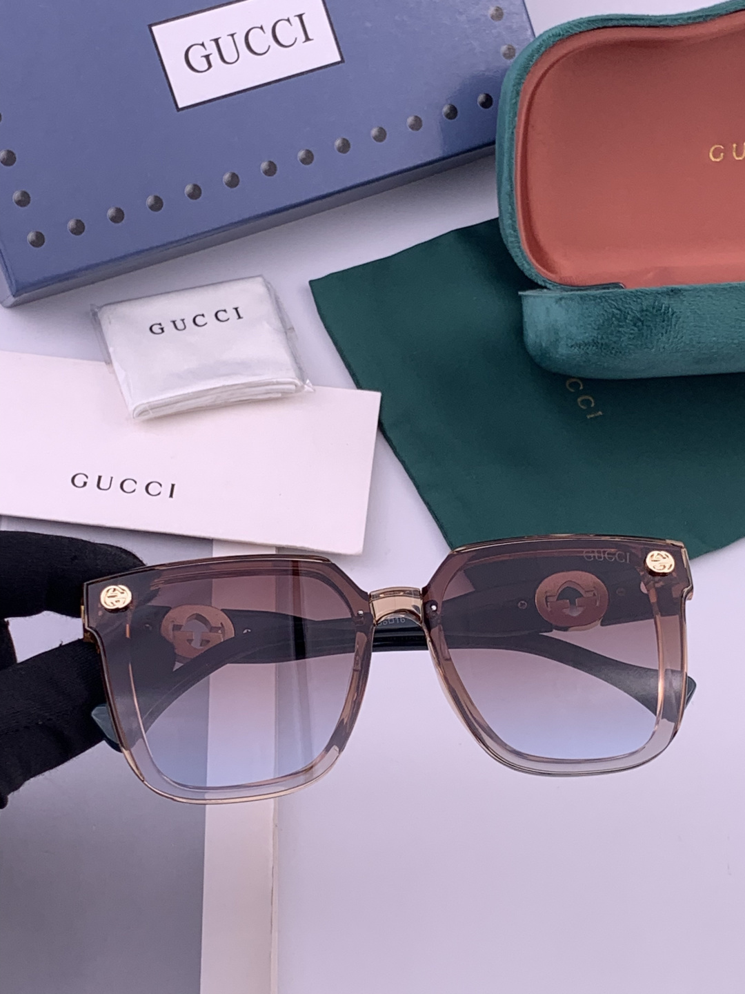 🔺 【GUCCI】开春新款 潮流爆款 时尚方框太阳镜 高品质 佩戴舒适 网红潮款墨镜 型号：G1620