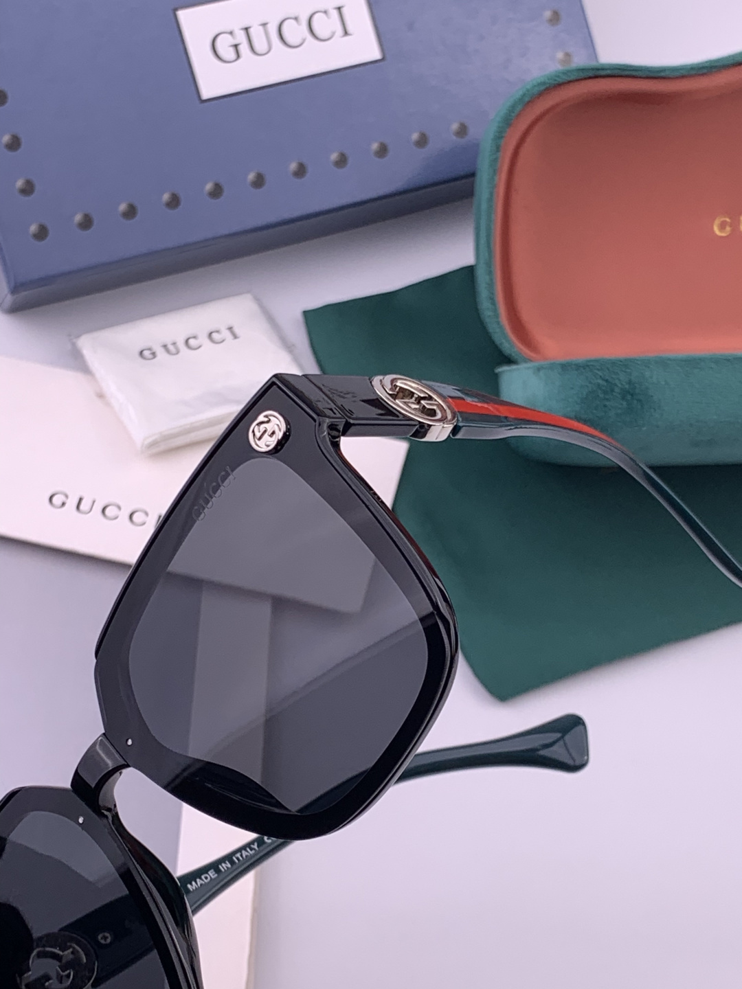 🔺 【GUCCI】开春新款 潮流爆款 时尚方框太阳镜 高品质 佩戴舒适 网红潮款墨镜 型号：G1620
