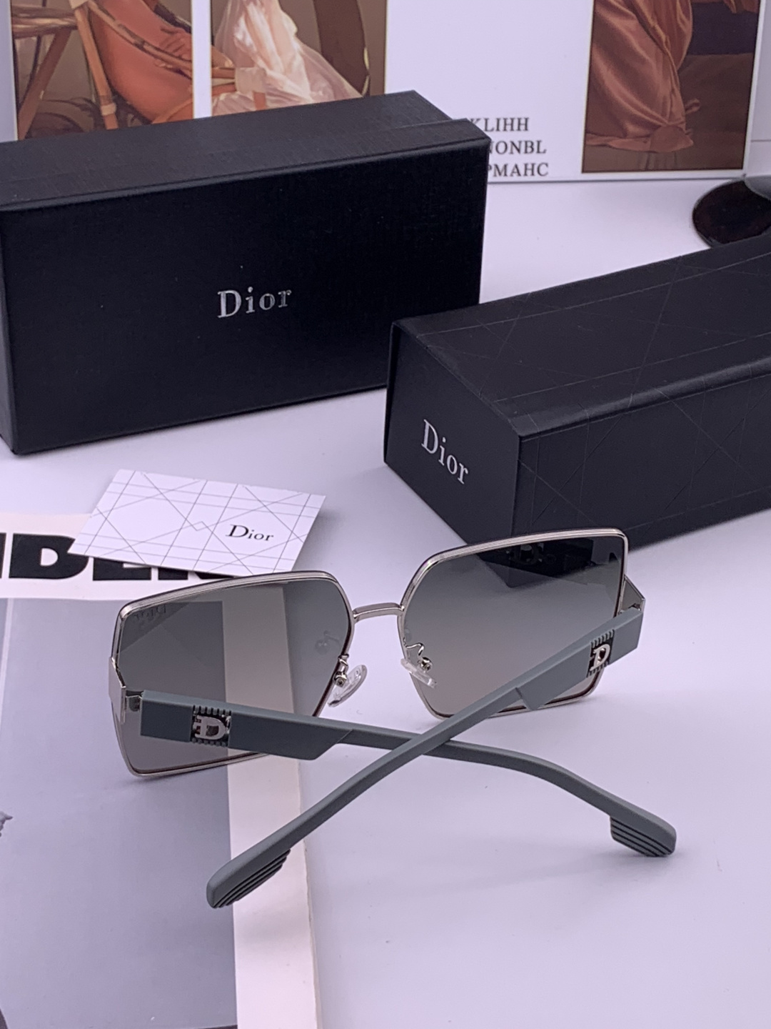 🔺 【DIOR-迪奥】开春新款 潮流爆款 时尚方框尼龙太阳镜 高品质 佩戴舒适 网红潮款墨镜 女士高清尼