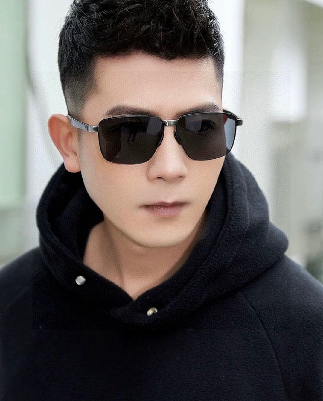 GUCCI 男款炫彩飞行员偏光太阳镜 ❤️材质：高清尼龙加厚卡槽高清偏光镜片 🌹无边框镜架💕颜👍型号：G