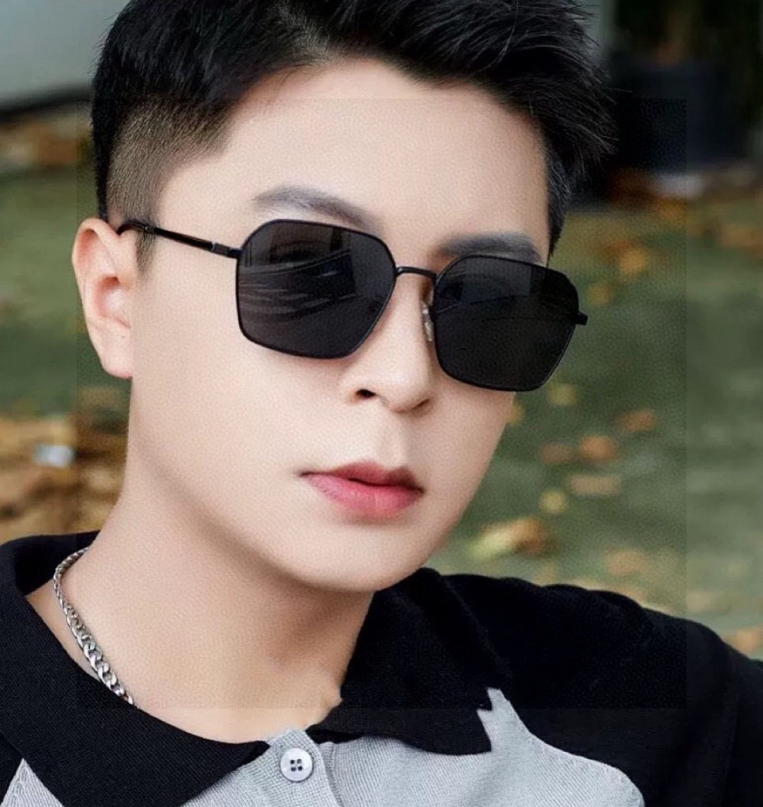GUCCI 男款炫彩飞行员偏光太阳镜 ❤️材质：高清尼龙加厚卡槽高清偏光镜片 🌹无边框镜架💕颜👍型号：G