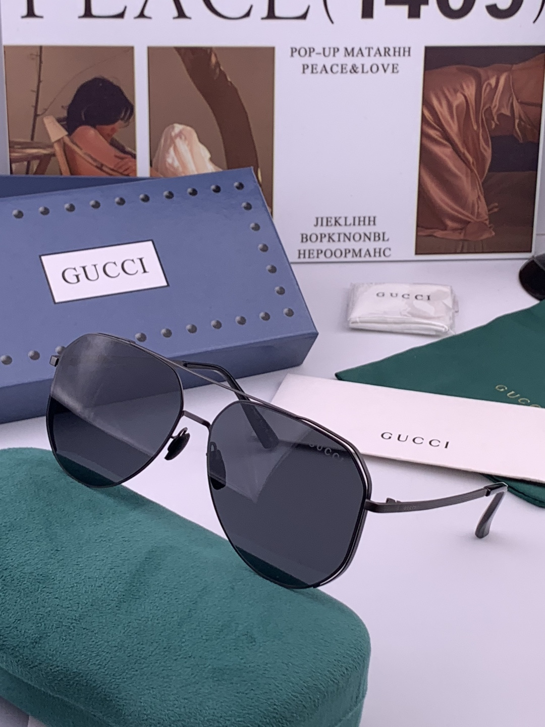 ♦️ GUCCI 新款男女情侣款太阳镜多边形墨镜iP电镀永不褪色 超轻超有弹性整幅眼镜无螺丝重要的是压不