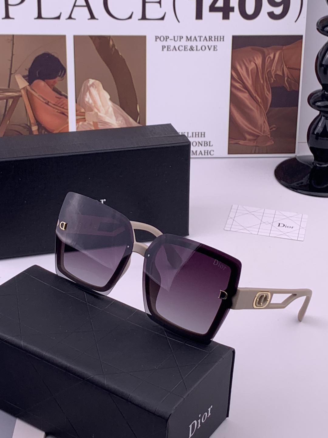 🔺 【DIOR-迪奥】开春新款 潮流爆款 时尚方框偏光太阳镜 高品质 佩戴舒适 网红潮款墨镜 型号：D2