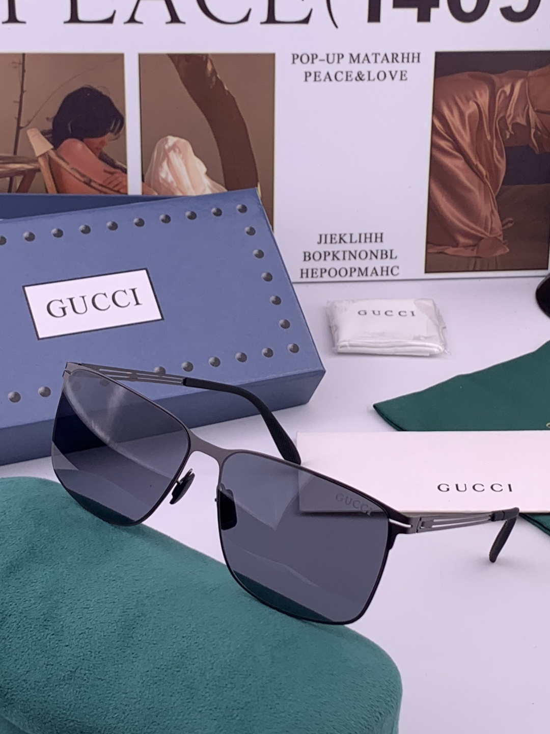 ♦️ GUCCI 新款男女情侣款太阳镜iP电镀永不褪色 超轻超有弹性整幅眼镜无螺丝重要的是压不坏 高清尼
