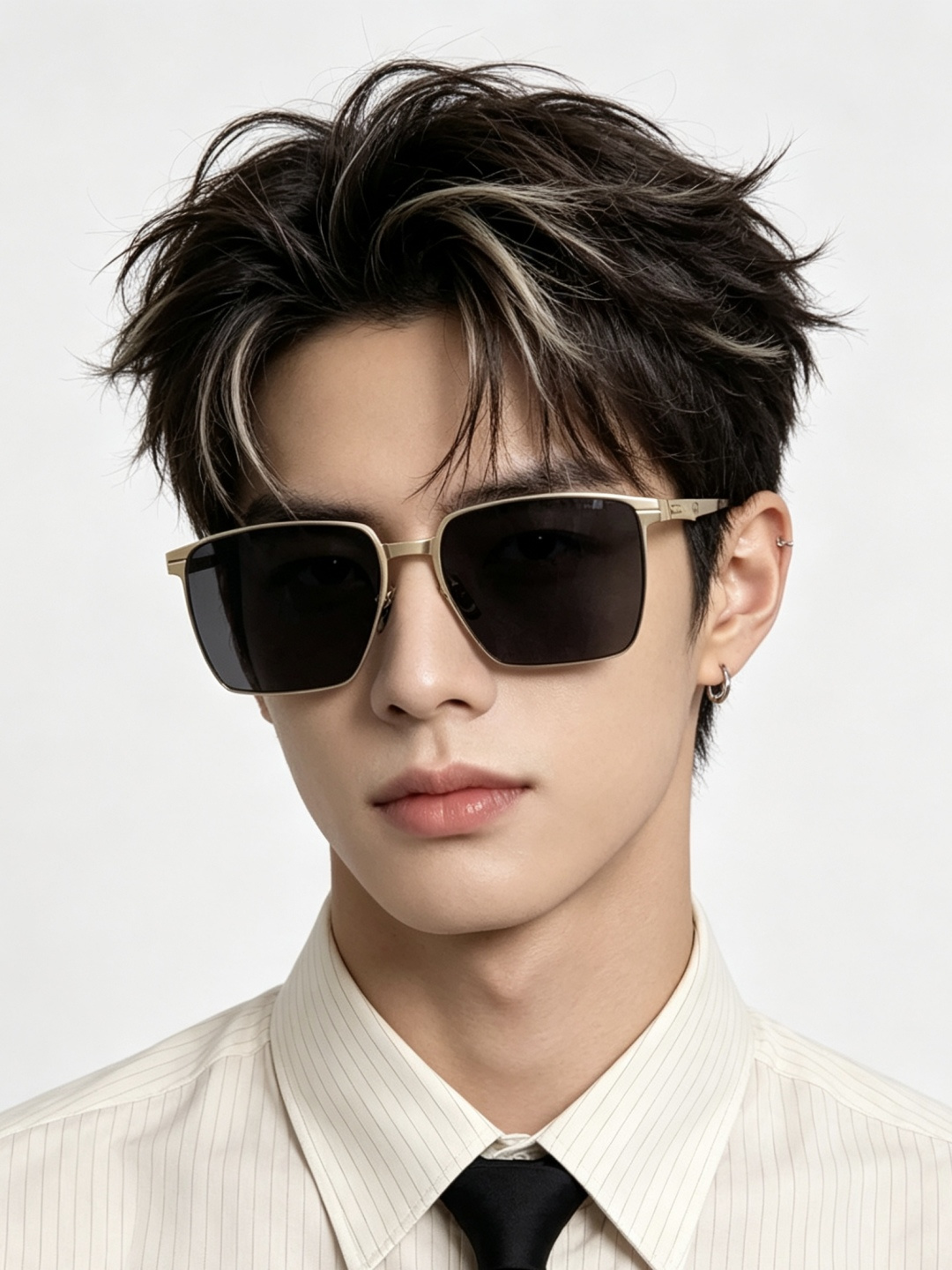 ♦️GUCCI 新款男女情侣款太阳镜多边形墨镜iP电镀永不褪色 超轻超有弹性整幅眼镜无螺丝重要的是压不坏