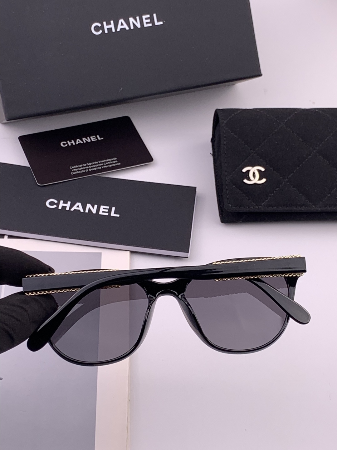 【CHANEL】香奈儿 新款山茶花潮流爆款 时尚圆框高清偏光太阳镜 佩戴舒适 网红潮款墨镜  ♥️♥️型