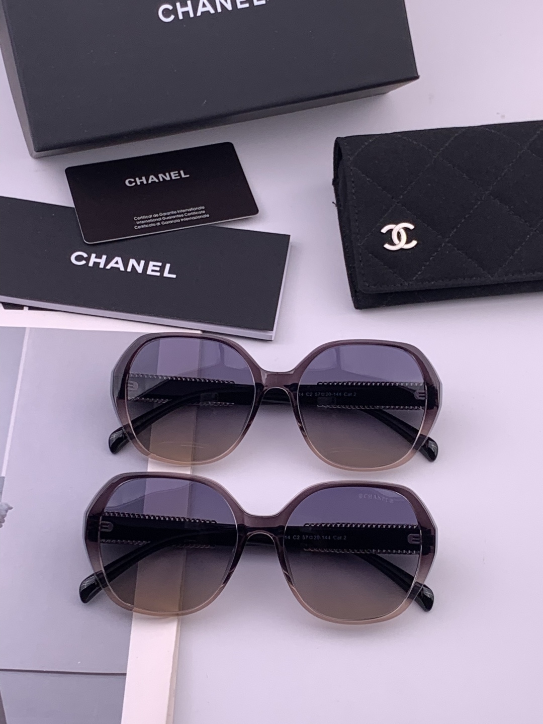 【CHANEL】香奈儿 新款山茶花潮流爆款 时尚圆框高清偏光太阳镜 佩戴舒适 网红潮款墨镜  ♥️♥️型