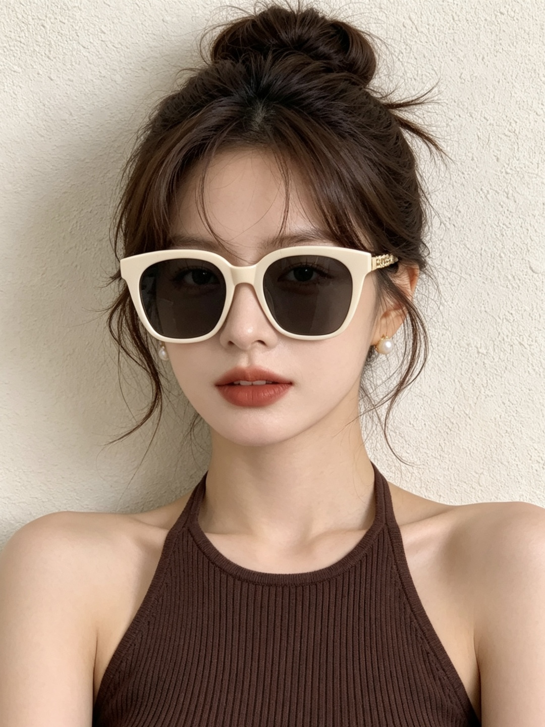 香奈儿开春新款大框太阳镜男女同款 😎 爆款大框尼龙太阳镜 超逼格超酷 镜腿品牌设计感强 nice~~~ 