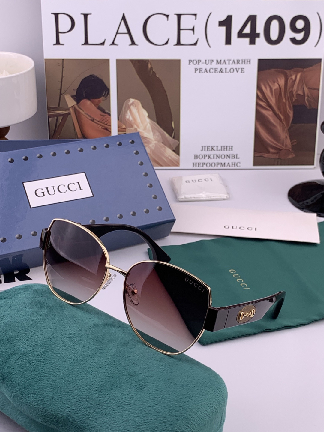 GUCCI 开春新款 最新款方框太阳镜 各路网红纷纷带起气场满分‼️ 俏皮甜美.上脸效果更佳.金属质感超