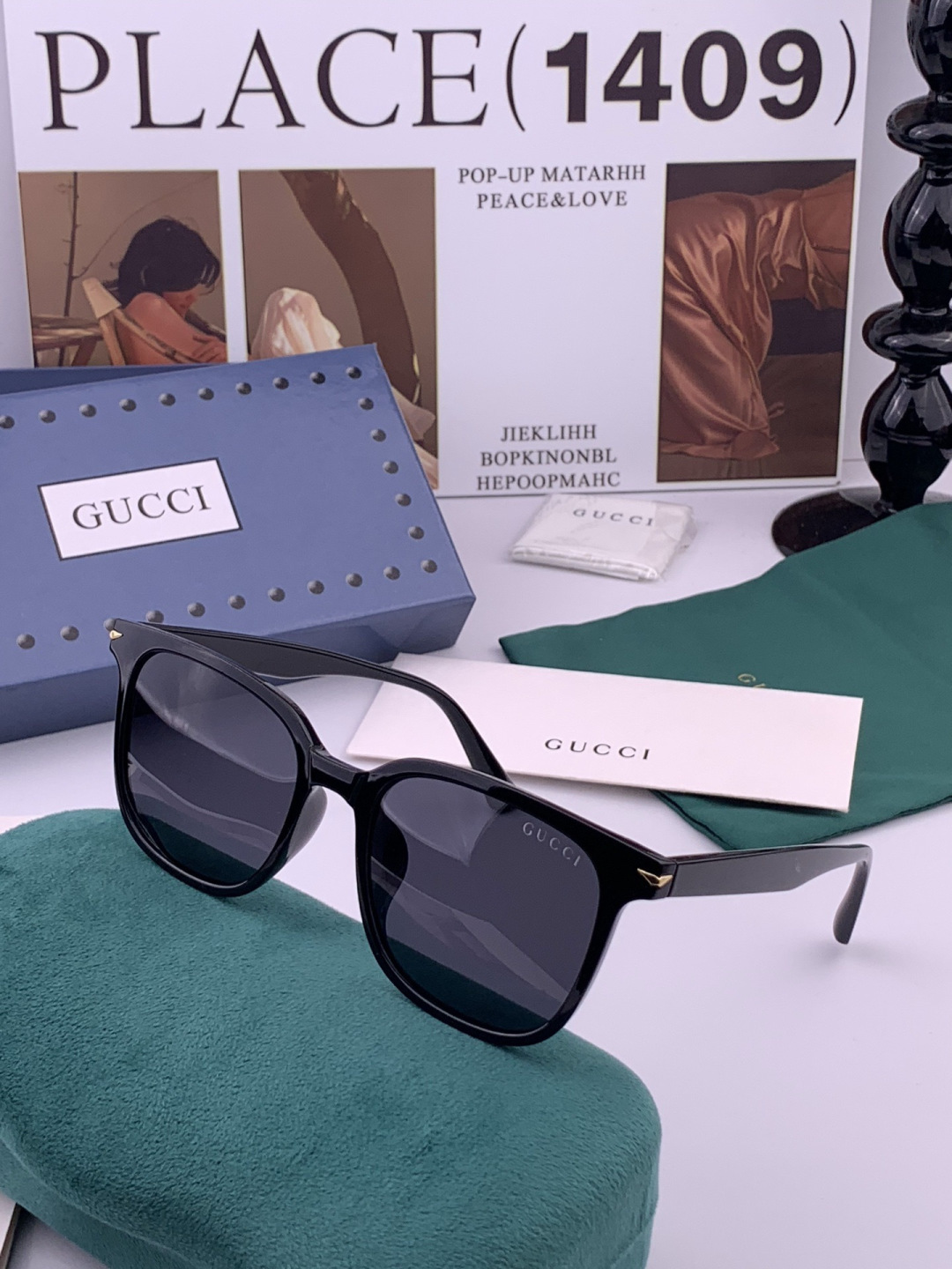 Gucci   情侣款 经典的方框设计，不挑脸型，无论搭配大衣还是连衣裙都非常显气质高清偏光镜片预防紫外