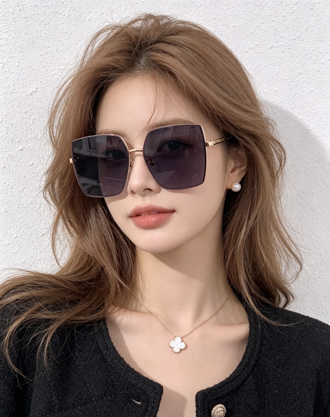 香奈儿🇮🇹时尚潮流奢华装饰太阳眼镜 尼龙偏光高清太阳镜明星海报款 超高复杂工艺 立体质感十足 👍🏻认真看