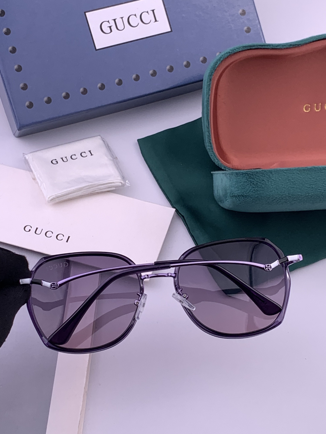 🔺 【GUCCI】开春新款 潮流爆款 时尚方框偏光太阳镜 高品质 佩戴舒适 网红潮款墨镜 女士高清尼龙偏