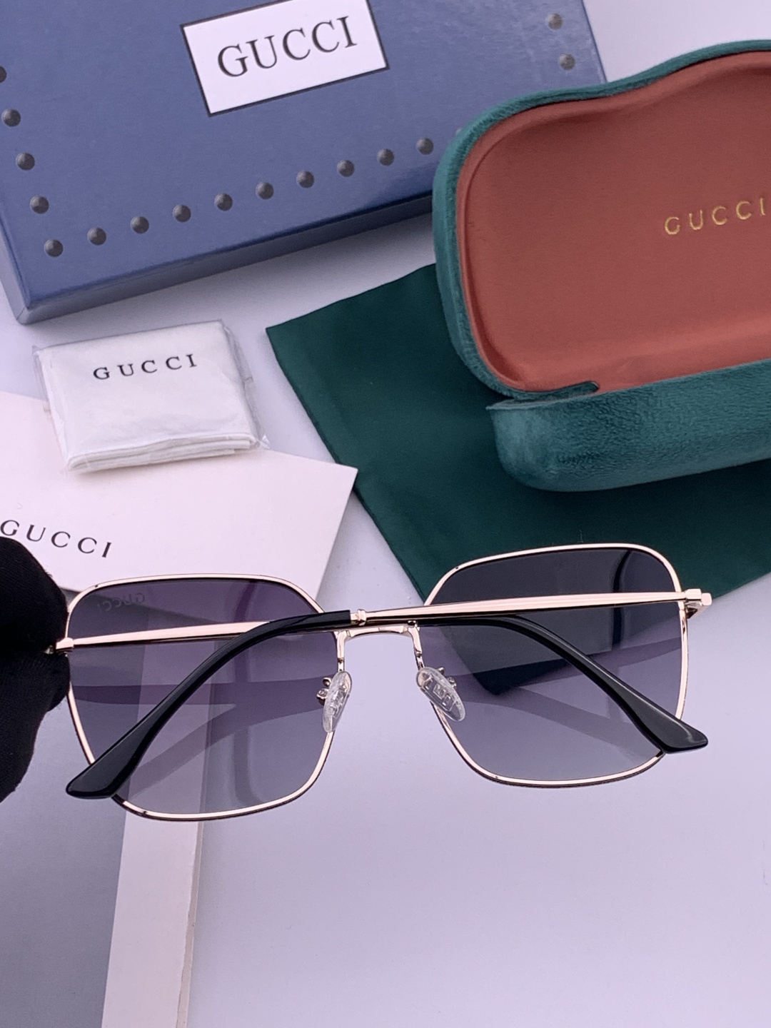 🔺 【GUCCI】开春新款 潮流爆款 时尚方框偏光太阳镜 高品质 佩戴舒适 网红潮款墨镜 女士高清尼龙偏