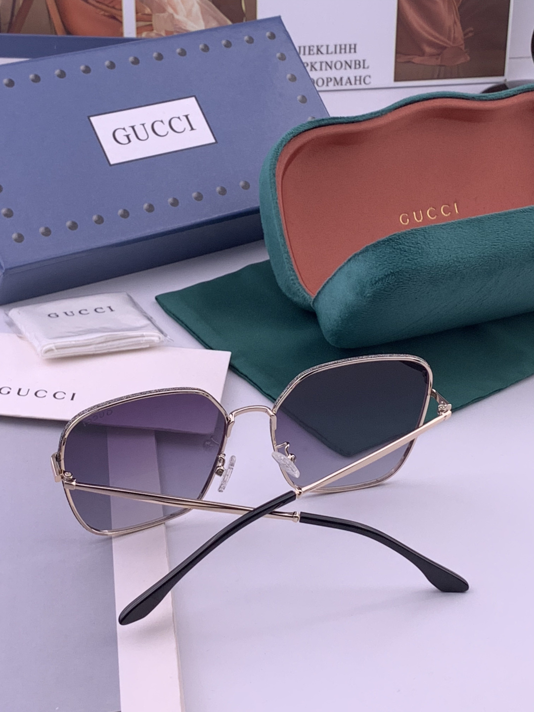 🔺 【GUCCI】开春新款 潮流爆款 时尚方框偏光太阳镜 高品质 佩戴舒适 网红潮款墨镜 女士高清尼龙偏
