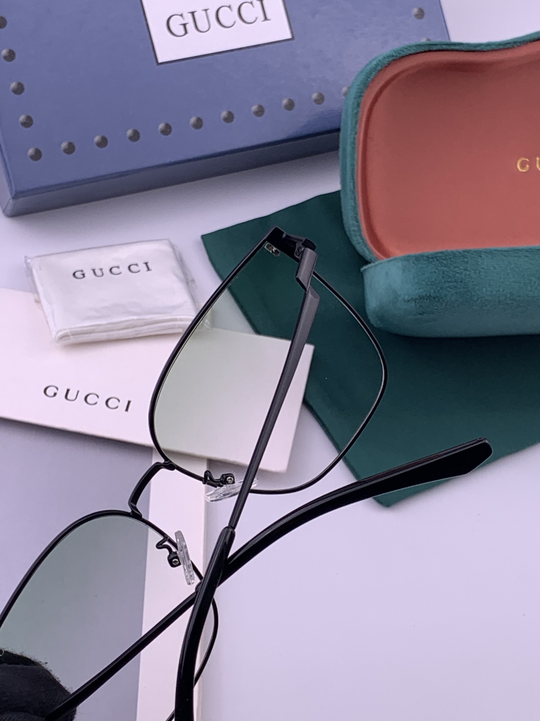 🔺 【GUCCI】开春新款 潮流爆款 时尚太阳镜 高品质 佩戴舒适 网红潮款墨镜 型号：G2660
