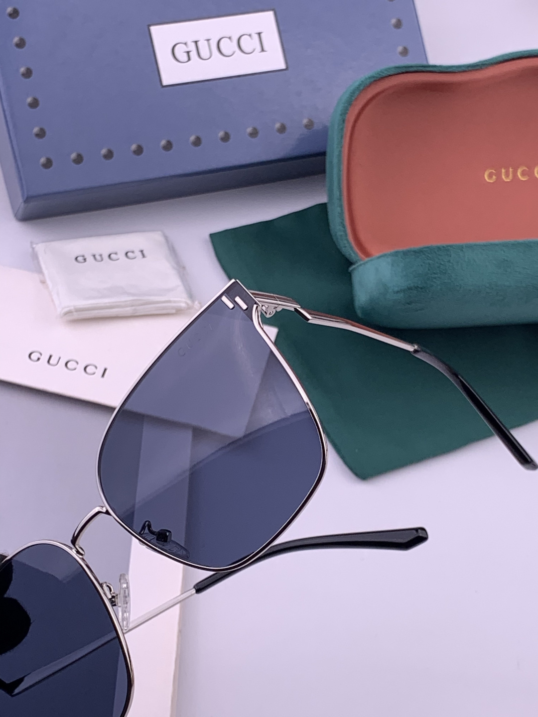 🔺 【GUCCI】开春新款 潮流爆款 时尚太阳镜 高品质 佩戴舒适 网红潮款墨镜 型号：G2660