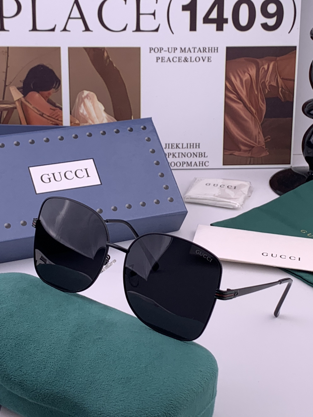 GUCCI 开春新款 最新款方框太阳镜 各路网红纷纷带起气场满分‼️ 俏皮甜美.上脸效果更佳.金属质感超