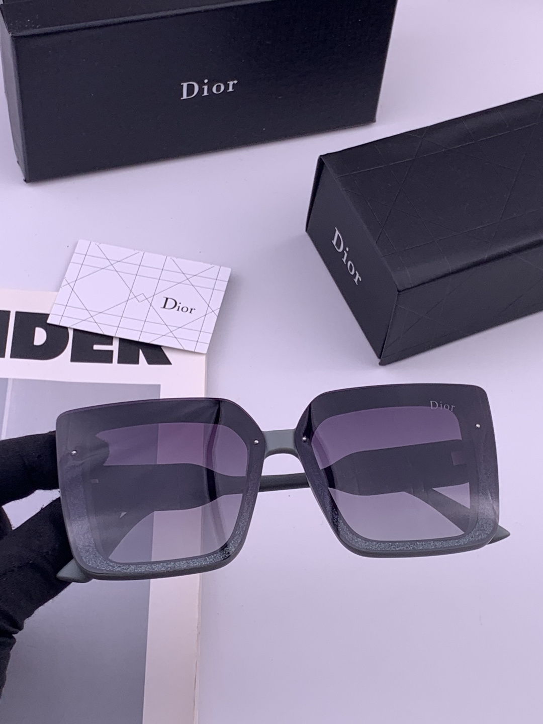 🔺 【DIOR-迪奥】开春新款 潮流爆款 时尚方框偏光太阳镜 高品质 佩戴舒适 网红潮款墨镜 型号：D6