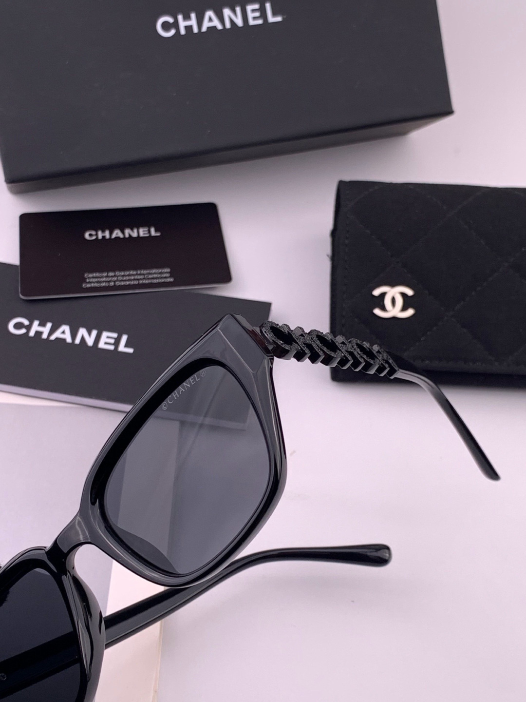 【CHANEL】香奈儿 新款潮流爆款 时尚圆框太阳镜 佩戴舒适 网红潮款墨镜  女士高清加厚偏光太阳镜🕶