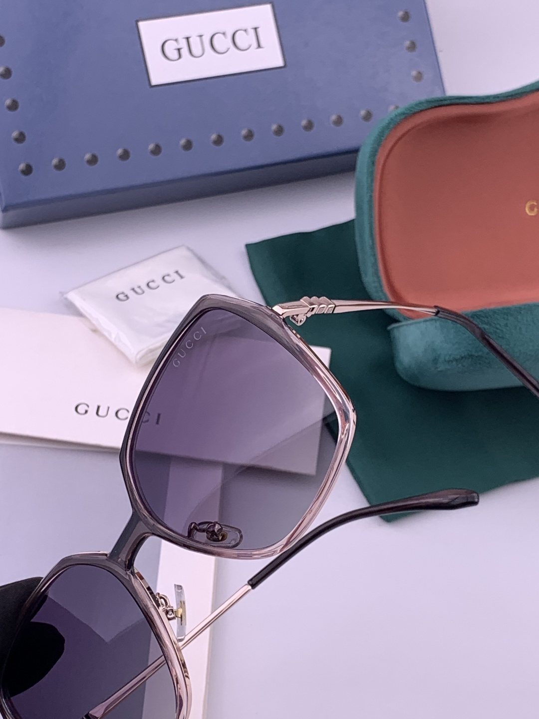 🔺 【GUCCI-偏光太阳镜】开春新款 潮流爆款 时尚圆框偏光太阳镜 高品质 佩戴舒适 网红潮款墨镜 女