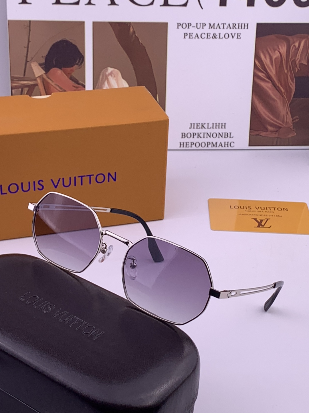 Lv 。  高品质男女款墨镜   👍 进口宝丽来偏光镜片  。蛤蟆镜 开车钓鱼都可 。百搭显瘦墨镜韩版男