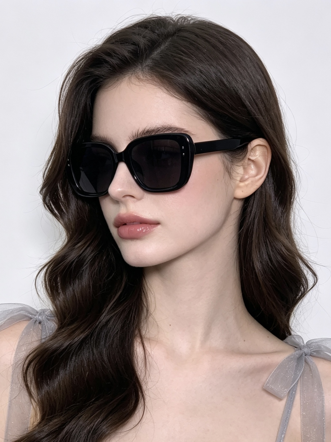 🔺 【GUCCI】开春新款 潮流爆款 时尚方框偏光太阳镜 高品质 佩戴舒适 网红潮款墨镜 型号：G590