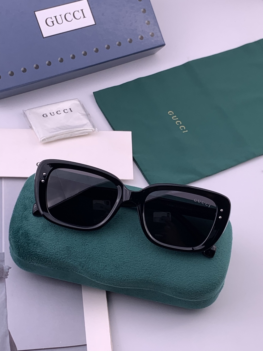 🔺 【GUCCI】开春新款 潮流爆款 时尚方框偏光太阳镜 高品质 佩戴舒适 网红潮款墨镜 型号：G590