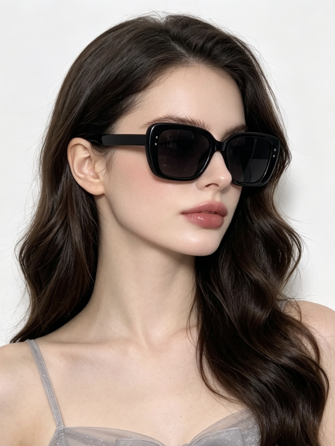 🔺 【GUCCI】开春新款 潮流爆款 时尚方框偏光太阳镜 高品质 佩戴舒适 网红潮款墨镜 型号：G590