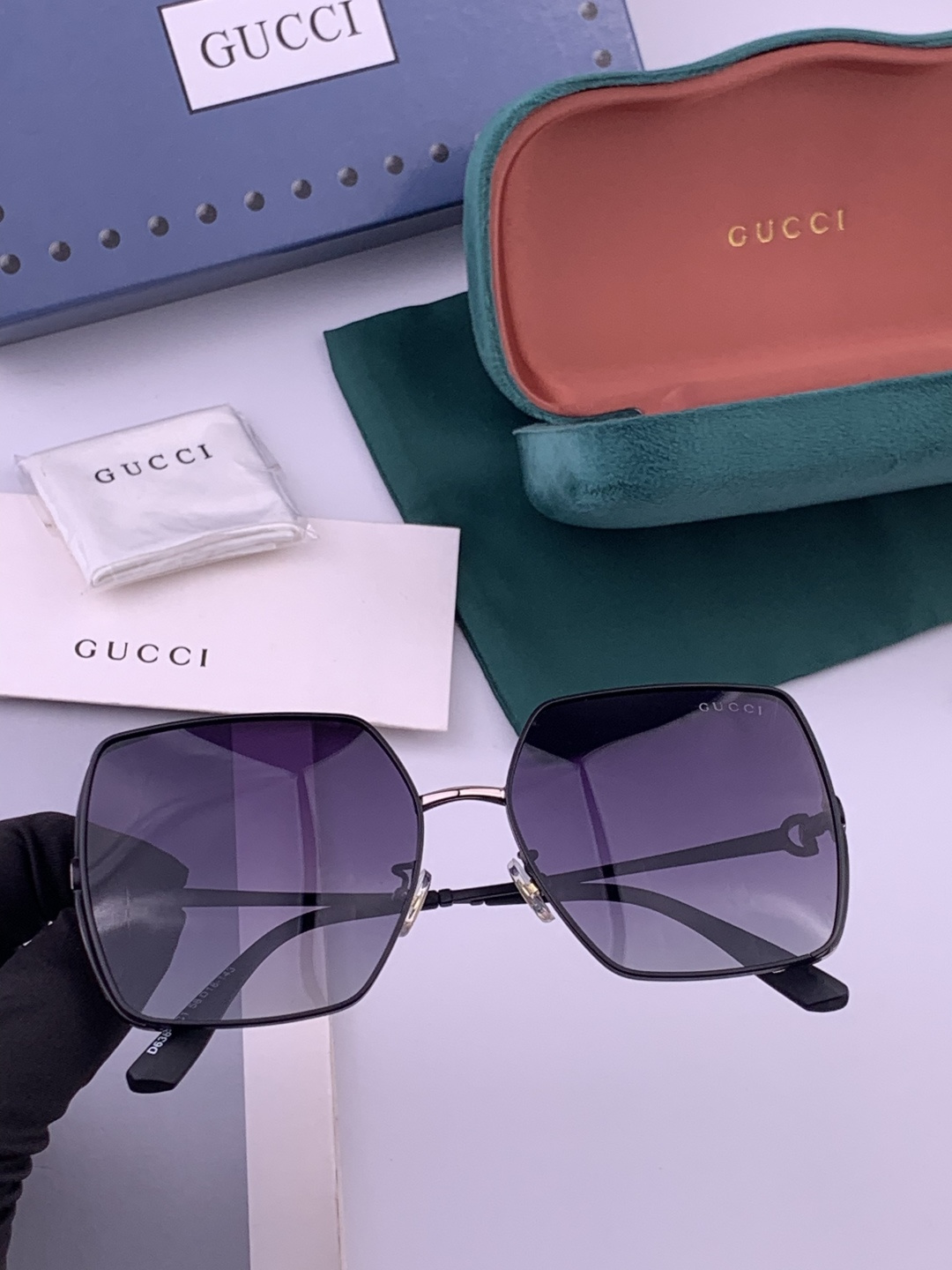🔺 【GUCCI】开春新款 潮流爆款 时尚方框偏光太阳镜 高品质 佩戴舒适 网红潮款墨镜 女士高清偏光太
