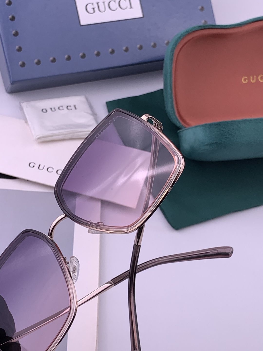 🔺 【GUCCI】开春新款 潮流爆款 时尚方框偏光太阳镜 高品质 佩戴舒适 网红潮款墨镜 女士高清偏光太
