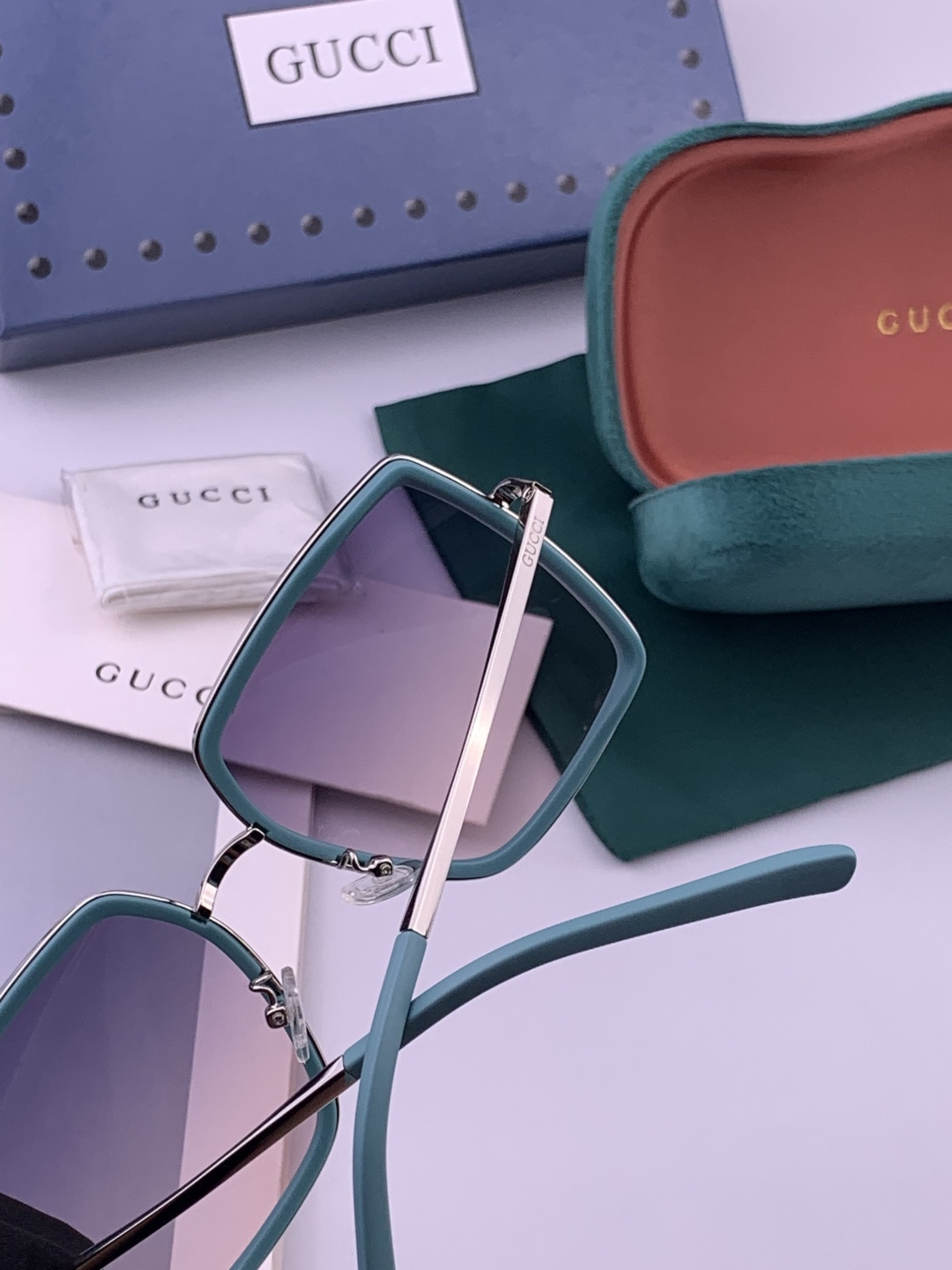 🔺 【GUCCI】开春新款 潮流爆款 时尚方框偏光太阳镜 高品质 佩戴舒适 网红潮款墨镜 女士高清偏光太