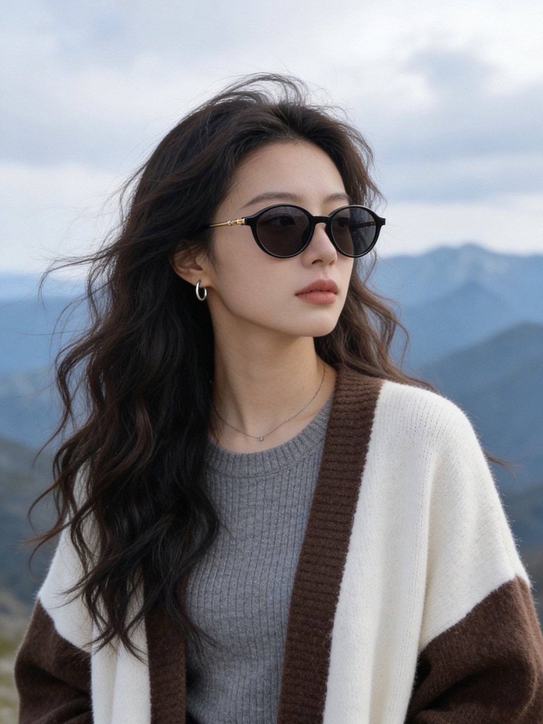 【CHANEL】香奈儿 新款潮流爆款 时尚太阳镜 佩戴舒适 网红潮款墨镜  女士高清加厚偏光太阳镜🕶️ 