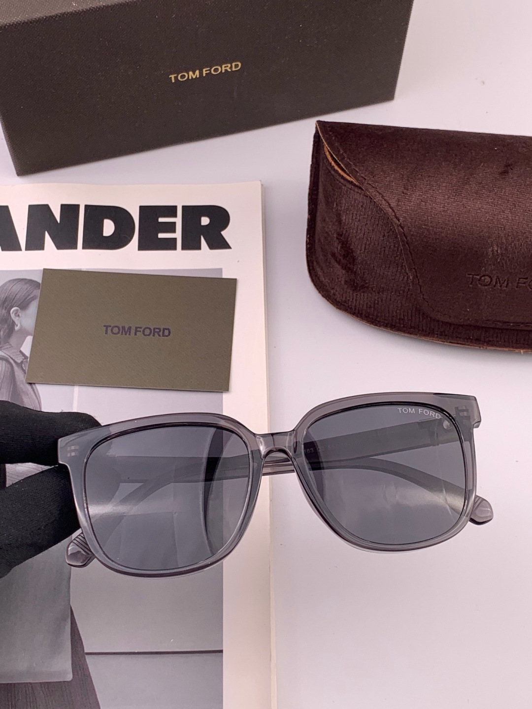 【TOMFORD】汤姆福特 爆款来袭！经典火爆作品 重磅出击 ！超经典偏光眼镜，时刻展现时尚大牌风范！我