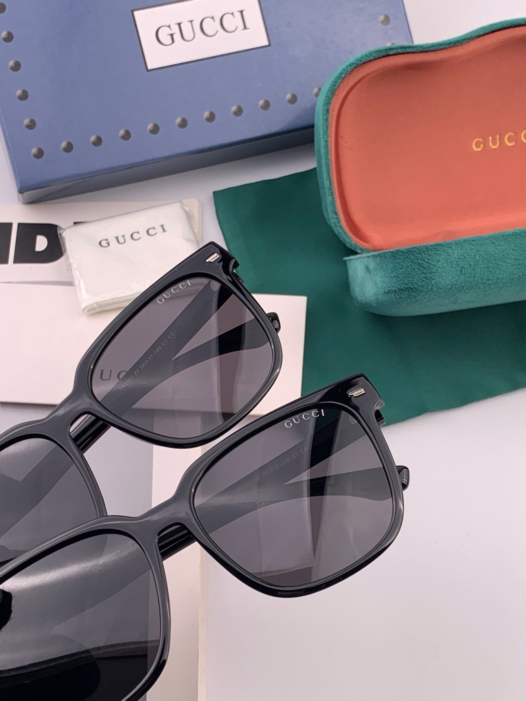 GUCCI  新款偏光太眼镜，情侣款时尚方框太阳镜佩戴舒适网红潮流款墨镜，大气女人范儿，大脸小脸都好看 