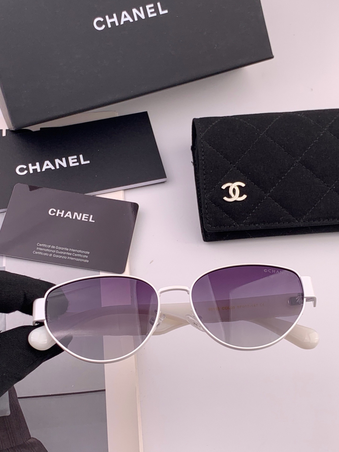 【CHANEL】香奈儿 新款潮流爆款 时尚小框太阳镜 佩戴舒适 网红潮款墨镜  女士高清加厚偏光太阳镜🕶