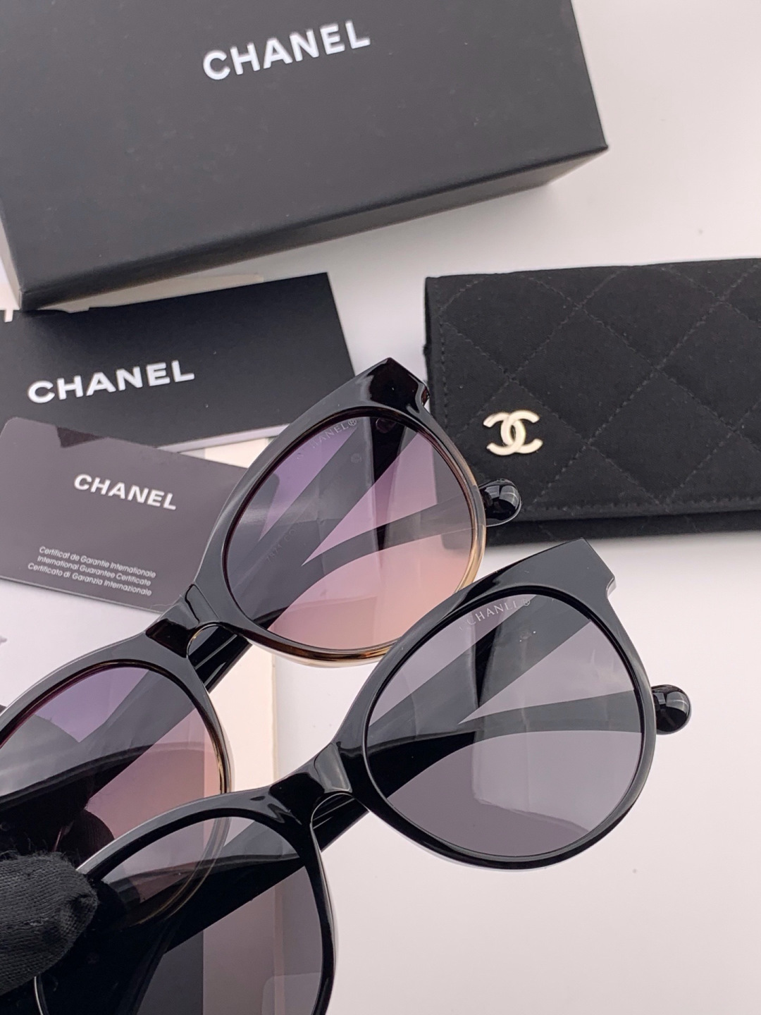 【CHANEL】香奈儿 新款潮流爆款 时尚圆框太阳镜 佩戴舒适 网红潮款墨镜  女士高清加厚偏光太阳镜🕶