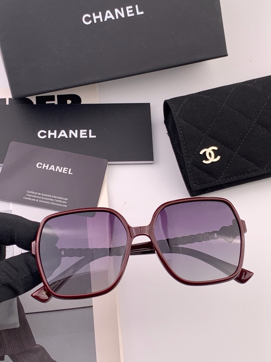 【CHANEL】香奈儿 新款潮流爆款 时尚方框太阳镜 佩戴舒适 网红潮款墨镜  女士高清加厚偏光太阳镜🕶