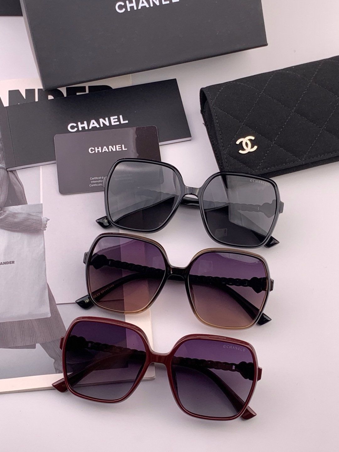 【CHANEL】香奈儿 新款潮流爆款 时尚方框太阳镜 佩戴舒适 网红潮款墨镜  女士高清加厚偏光太阳镜🕶