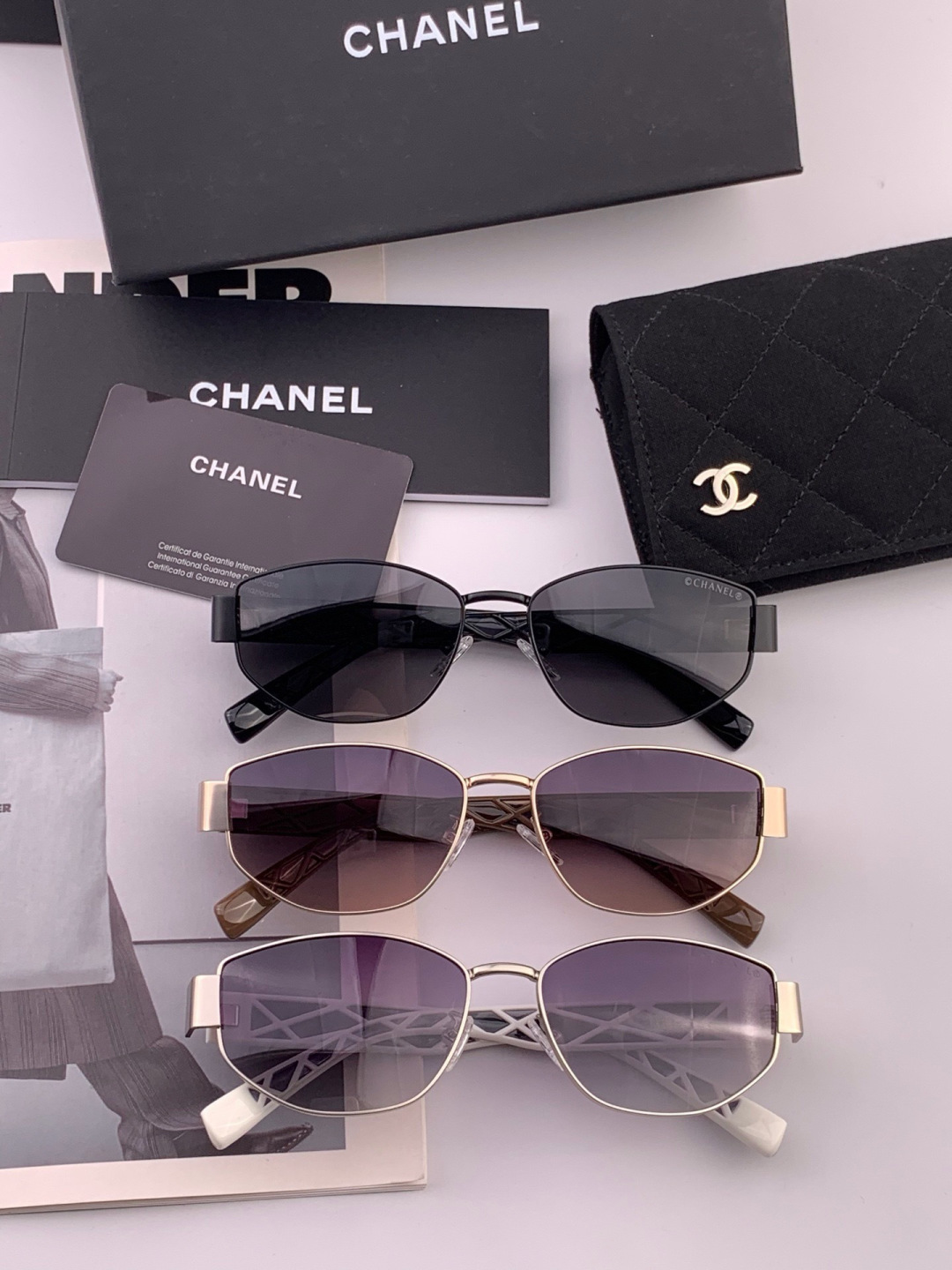 【CHANEL】香奈儿 新款潮流爆款 时尚小框太阳镜 佩戴舒适 网红潮款墨镜  女士高清加厚偏光太阳镜🕶