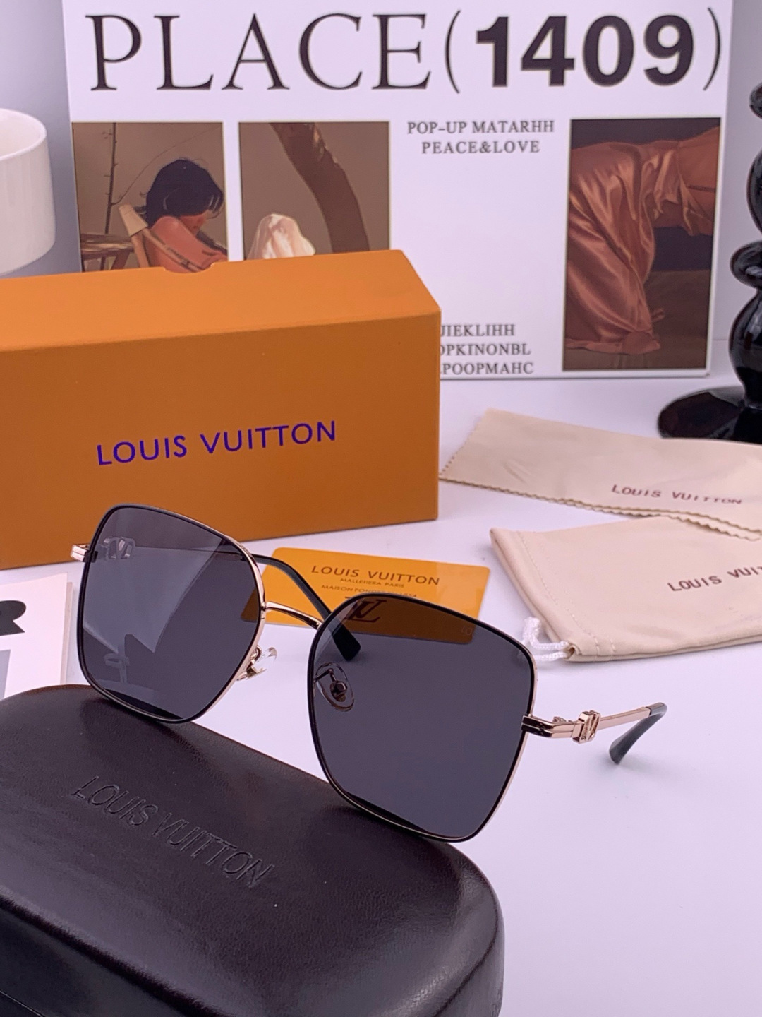 LV 。  高品质情侣款款墨镜   👍 进口宝丽来偏光镜片  。蛤蟆镜 开车钓鱼都可 。百搭显瘦墨镜韩版