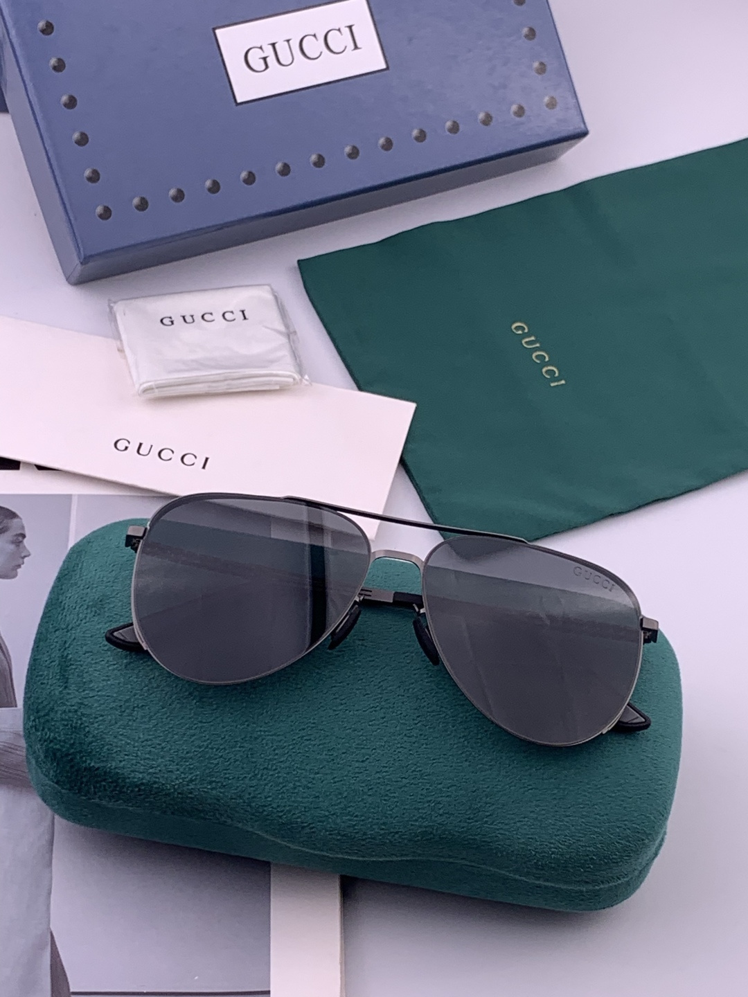 GUCCI 男款炫彩飞行员偏光太阳镜 ❤️材质：高清尼龙加厚卡槽高清偏光镜片 🌹无边框镜架💕颜👍型号：G