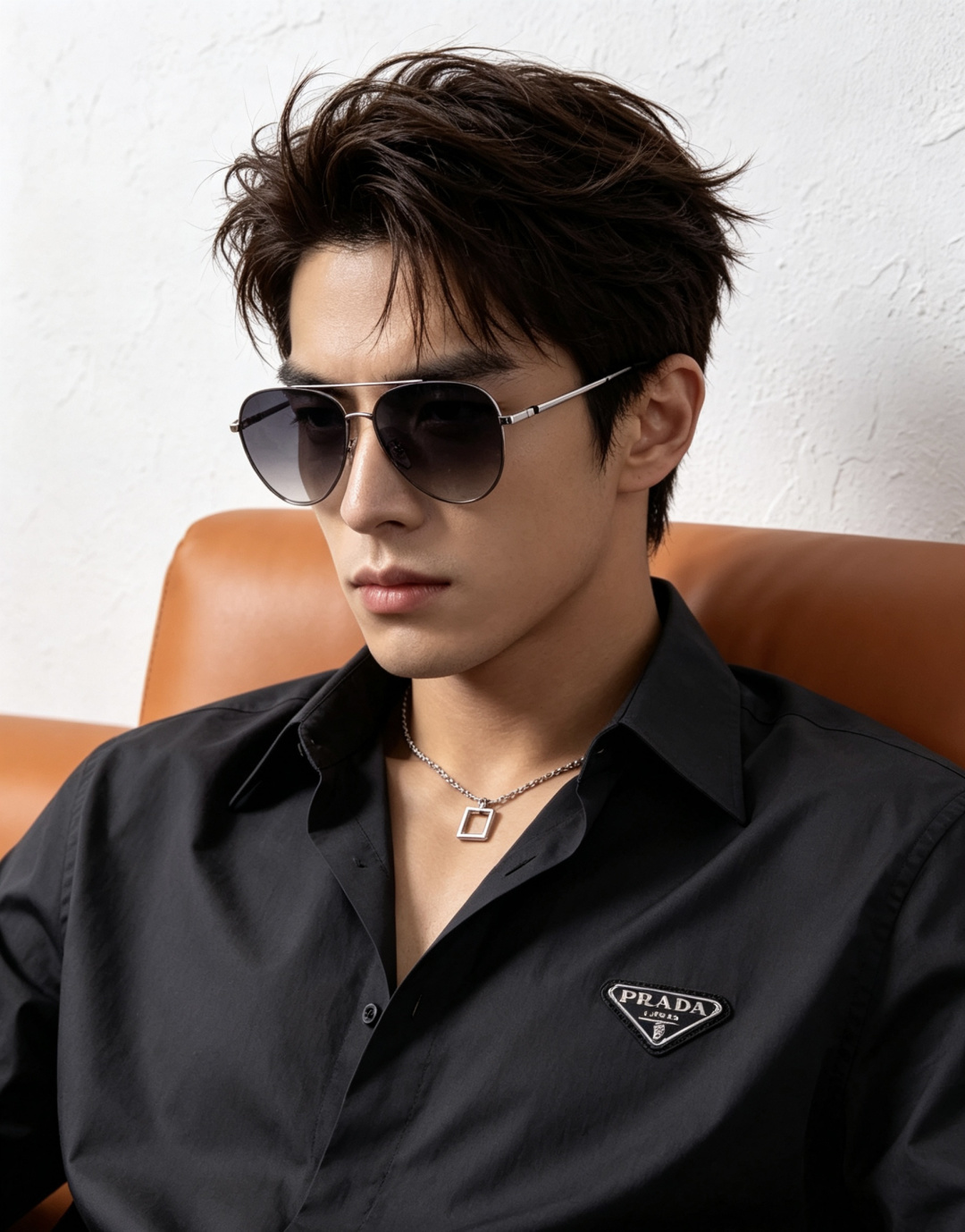 GUCCI 男款炫彩飞行员偏光太阳镜 ❤️材质：高清尼龙加厚卡槽高清偏光镜片 🌹无边框镜架💕颜👍型号：G