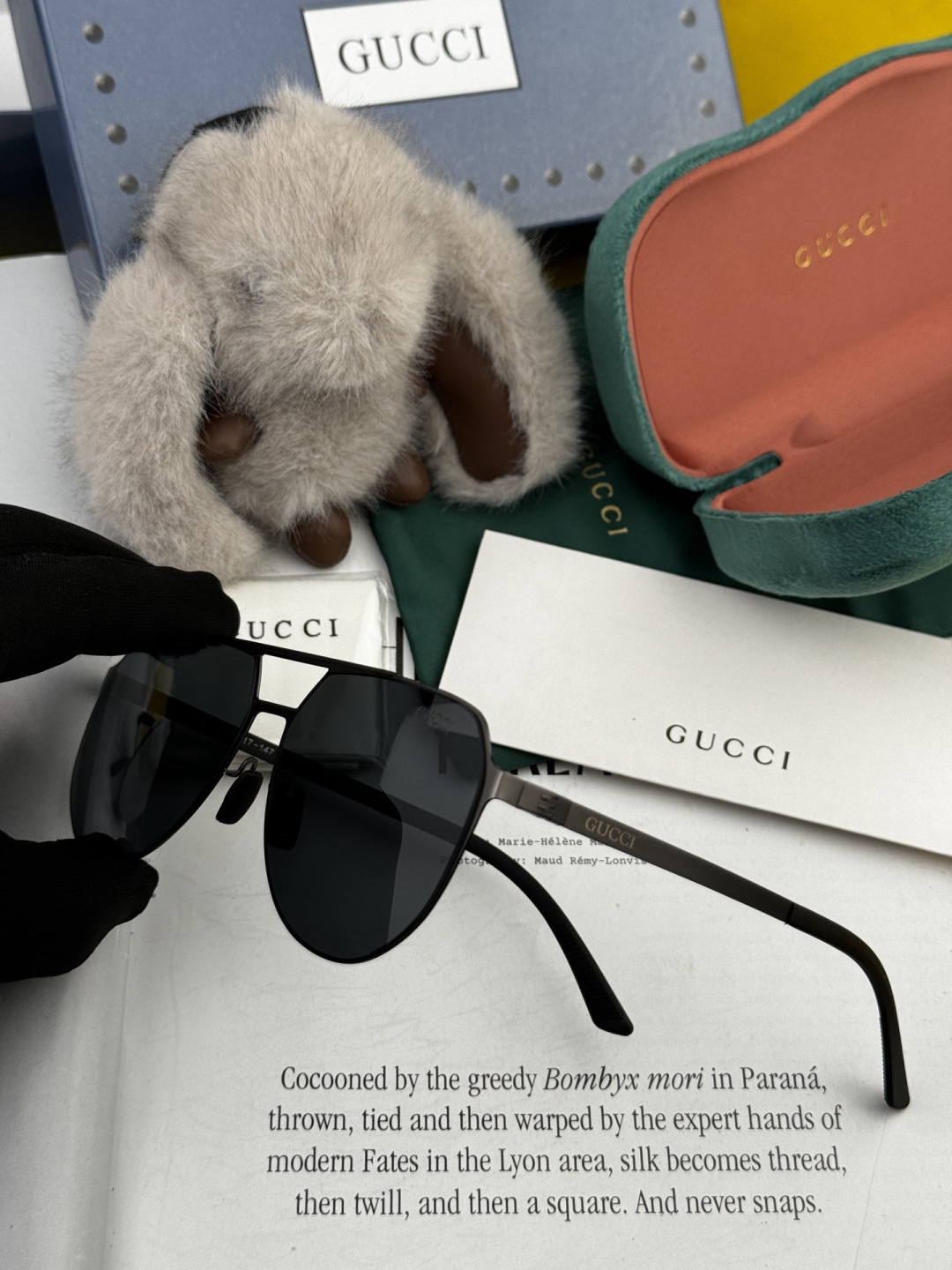 GUCCI 男款炫彩飞行员偏光太阳镜 ❤️材质：高清尼龙加厚卡槽高清偏光镜片 🌹无边框镜架💕颜👍型号：G