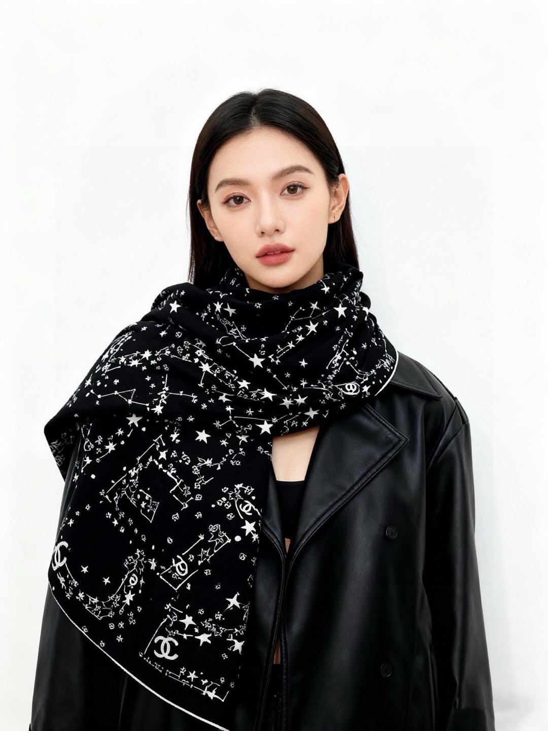 Chanel ~新品～【140顶级丝绒双面同色】繁星点点与双C的完美结合适合各种场合搭配使用黑白两色经典