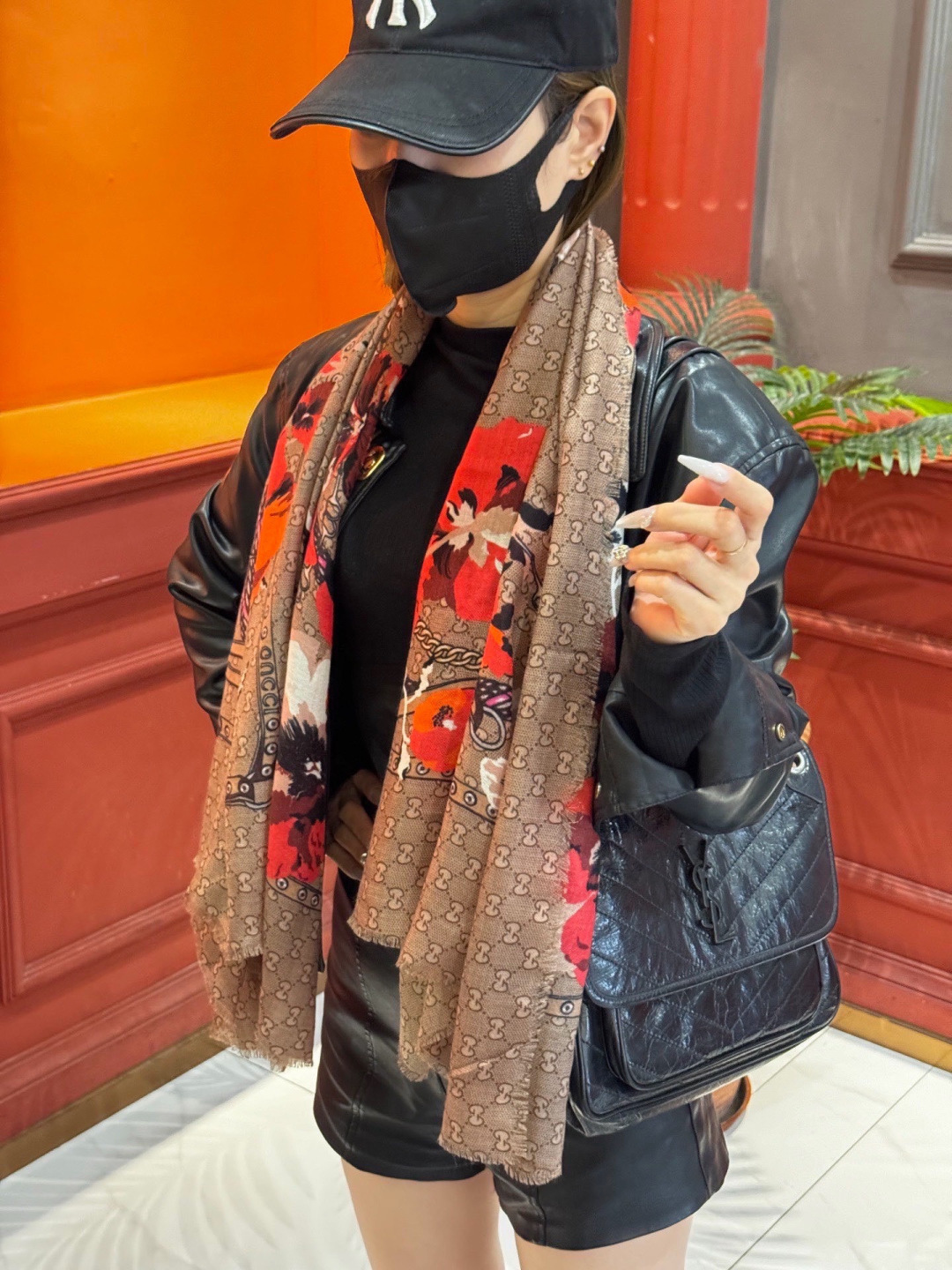 爆款出货 真正的海外原版货——从海外买的正品花了一个月画稿打版，要做咱们就做最好的💯 一花四色每色都把我