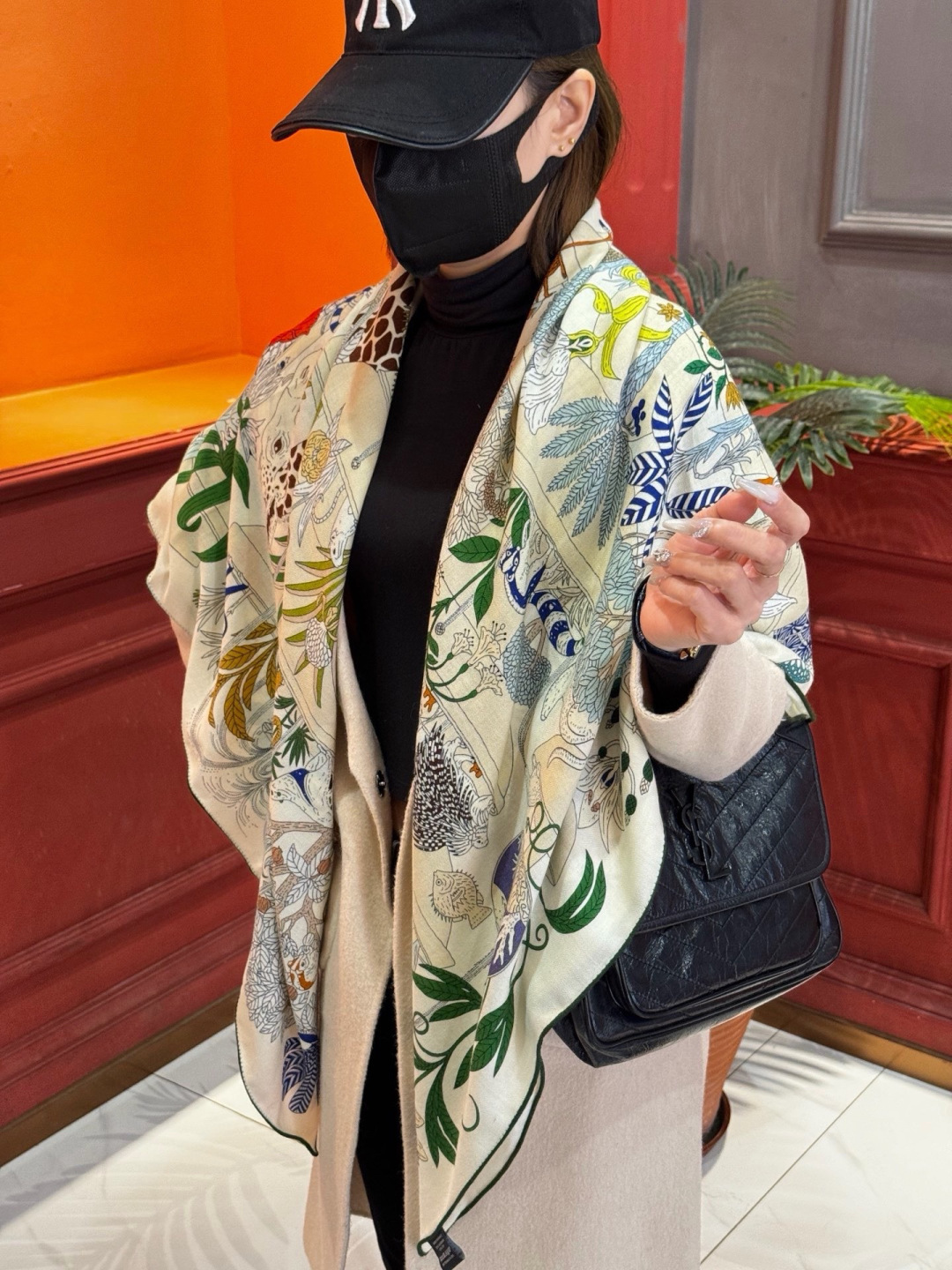 羊绒新款🆕👏买了都说好看‼️推荐💕爱马仕双面同色羊绒方巾，【奇珍乐园双面同色140】顶级工艺超值‼️爱马