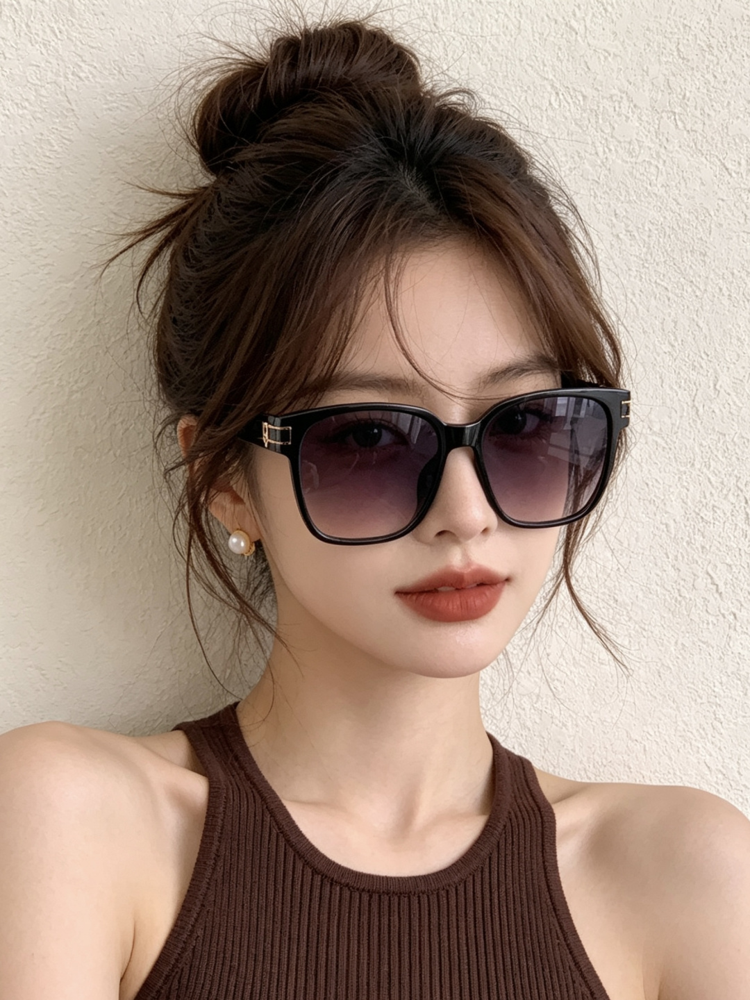 GUCCI 开春新款 最新款方框太阳镜 各路网红纷纷带起气场满分‼️ 俏皮甜美.上脸效果更佳.金属质感超