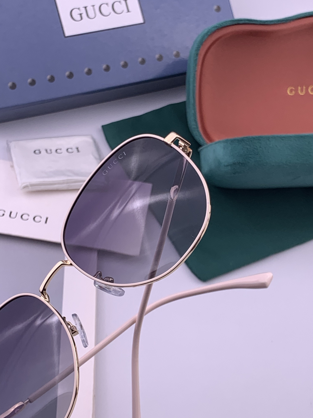 🔺 GUCCI🔻官方新款 众多明星同款[色]‼️‼️新款大框偏光墨镜 🌈🌈宝丽来超清加厚太阳镜🔝🔝型号：